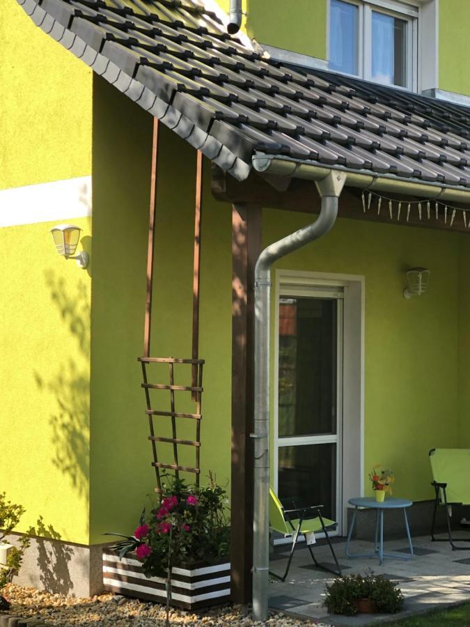 Dirks Schmuckstueck Weisswasser Exterior photo
